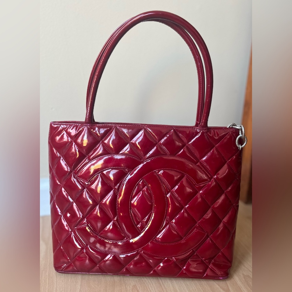 CHANEL Medallion Tote custom dyed with card, sticker in tact